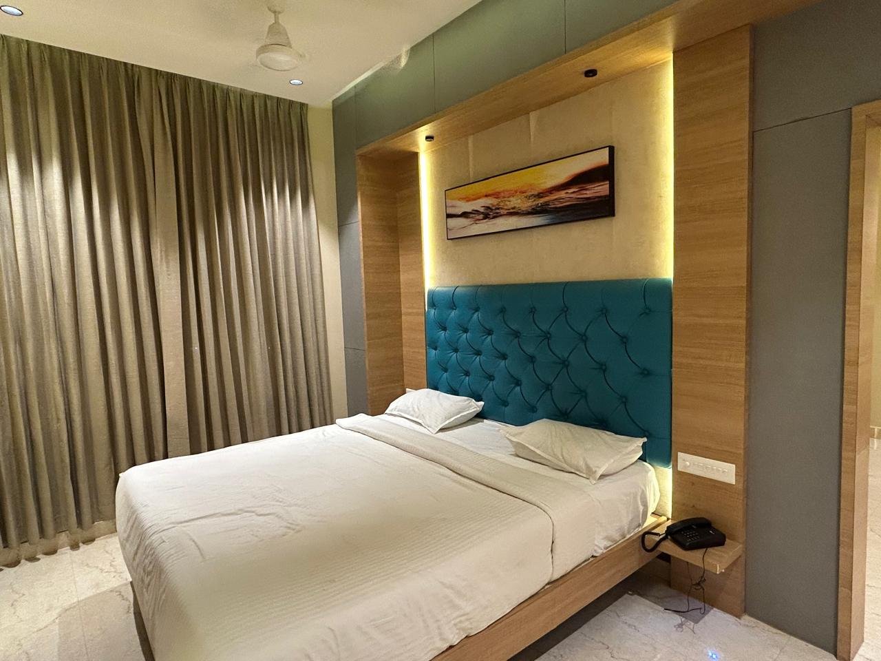 Triple Bed Deluxe A/c